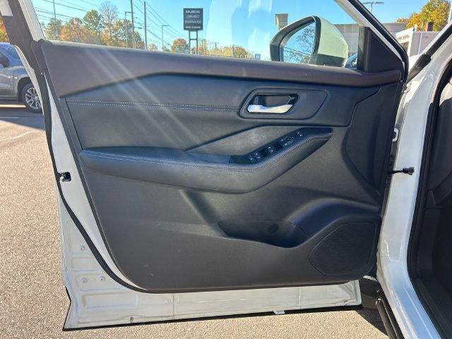 2023 Nissan Rogue AWD SV