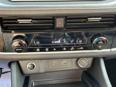 2022 Nissan Rogue AWD SV