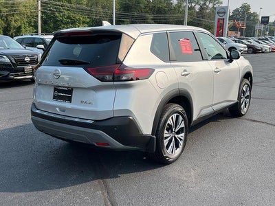 2022 Nissan Rogue AWD SV