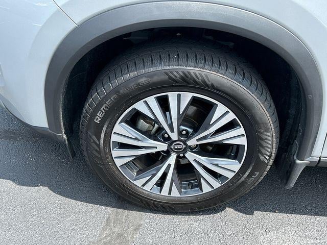 2022 Nissan Rogue AWD SV