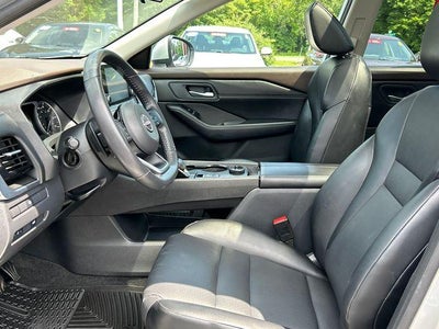 2022 Nissan Rogue AWD SV