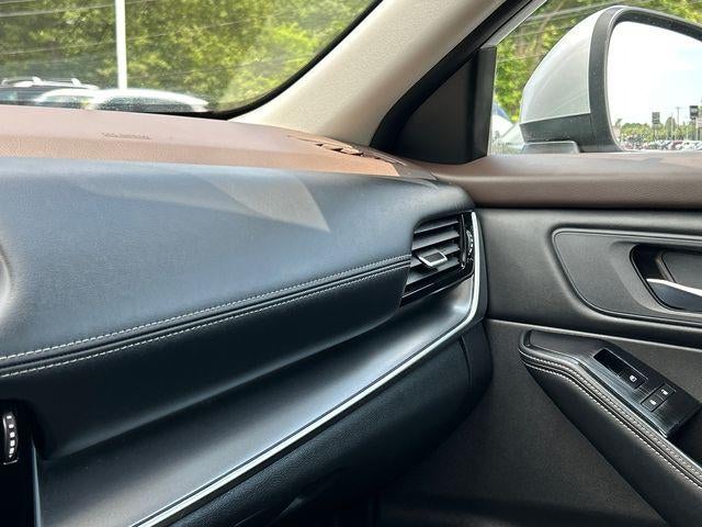 2022 Nissan Rogue AWD SV