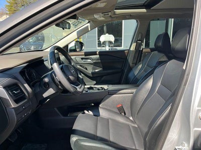 2023 Nissan Rogue AWD SV