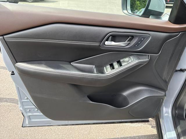 2023 Nissan Rogue AWD SL