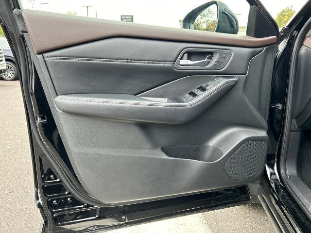 2023 Nissan Rogue AWD SL