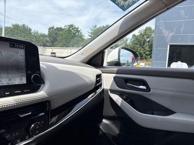 2023 Nissan Rogue AWD SL