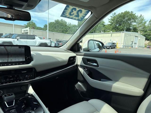 2023 Nissan Rogue AWD SL