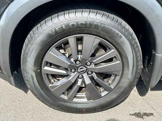 2022 Nissan Pathfinder SV 4WD