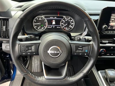 2025 Nissan Pathfinder SV 4WD