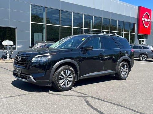 2023 Nissan Pathfinder SL 4WD