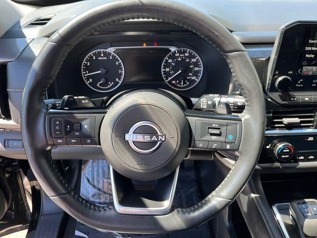 2023 Nissan Pathfinder SL 4WD