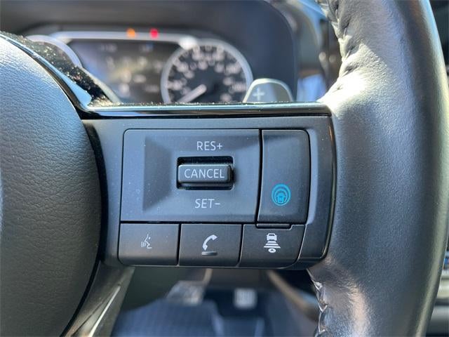 2023 Nissan Pathfinder SL 4WD