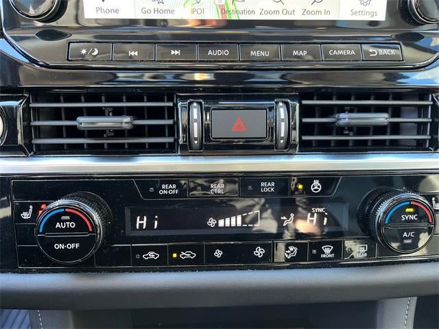 2023 Nissan Pathfinder SL 4WD