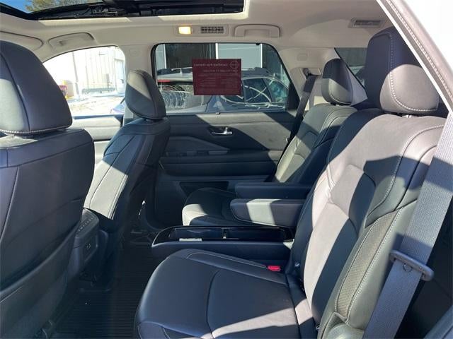 2023 Nissan Pathfinder SL 4WD