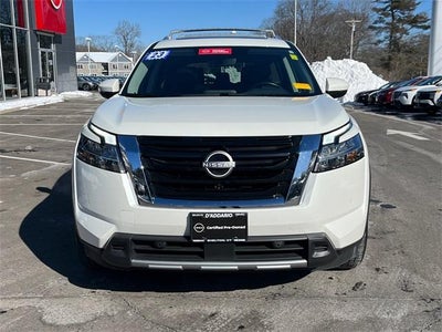 2023 Nissan Pathfinder SL 4WD
