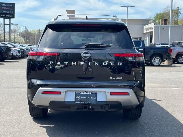 2023 Nissan Pathfinder SL 4WD