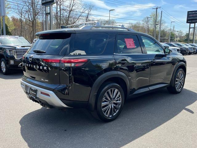 2023 Nissan Pathfinder SL 4WD
