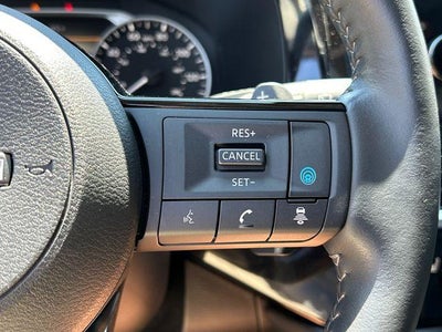 2023 Nissan Pathfinder SL 4WD