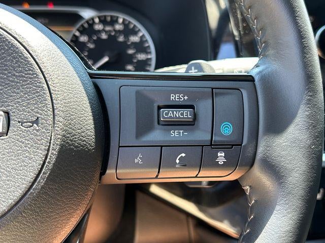 2023 Nissan Pathfinder SL 4WD
