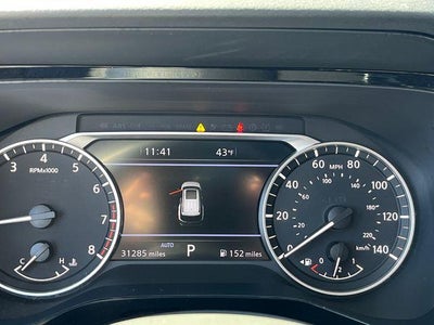 2023 Nissan Pathfinder SL 4WD