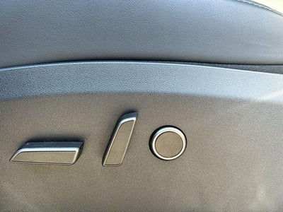 2025 Tesla Model Y Long Range AWD *Ltd Avail*