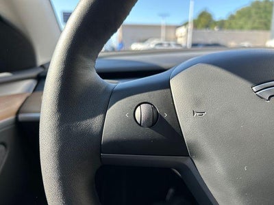 2025 Tesla Model Y Long Range AWD *Ltd Avail*