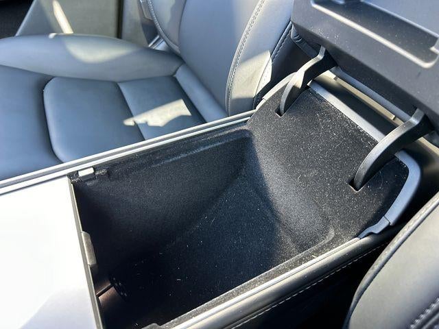 2025 Tesla Model Y Long Range AWD *Ltd Avail*