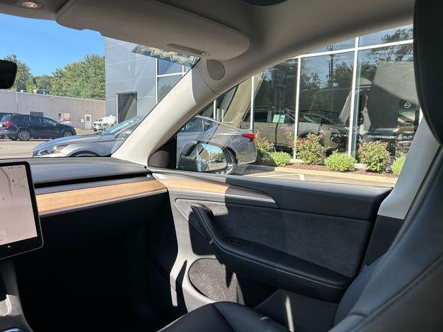2025 Tesla Model Y Long Range AWD *Ltd Avail*