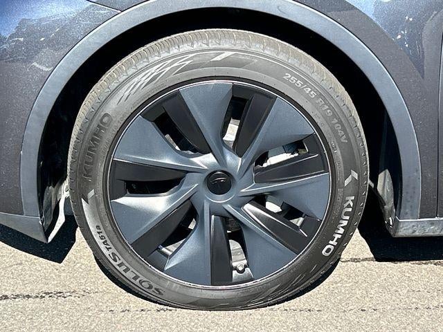 2025 Tesla Model Y Long Range AWD *Ltd Avail*
