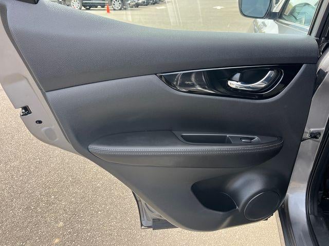 2022 Nissan Rogue Sport AWD SV