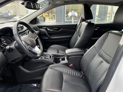 2022 Nissan Rogue Sport AWD SL