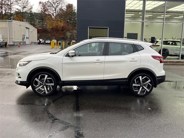 2022 Nissan Rogue Sport AWD SL