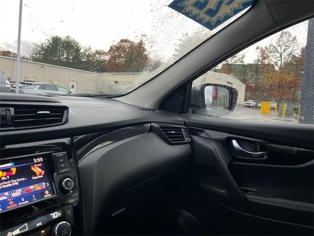 2022 Nissan Rogue Sport AWD SL