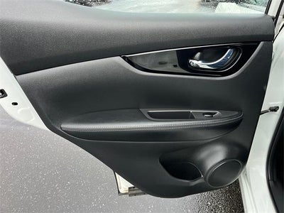 2022 Nissan Rogue Sport AWD SL