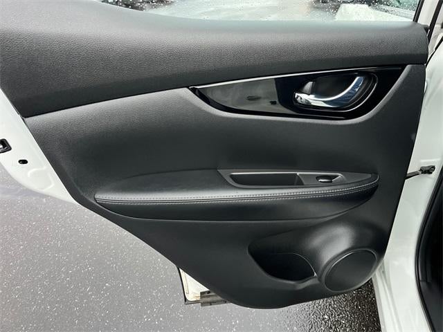 2022 Nissan Rogue Sport AWD SL