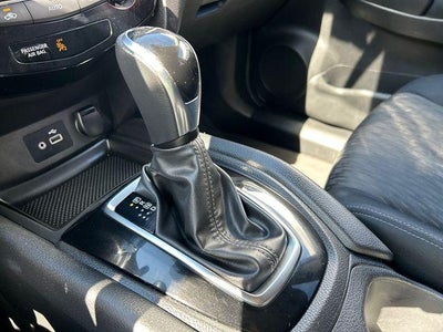 2019 Nissan Rogue AWD SV