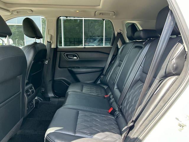 2021 Nissan Rogue AWD Platinum