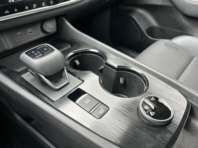 2023 Nissan Rogue AWD SV