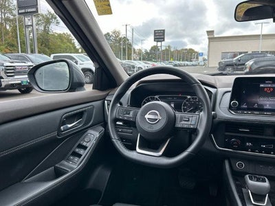 2023 Nissan Rogue AWD SV