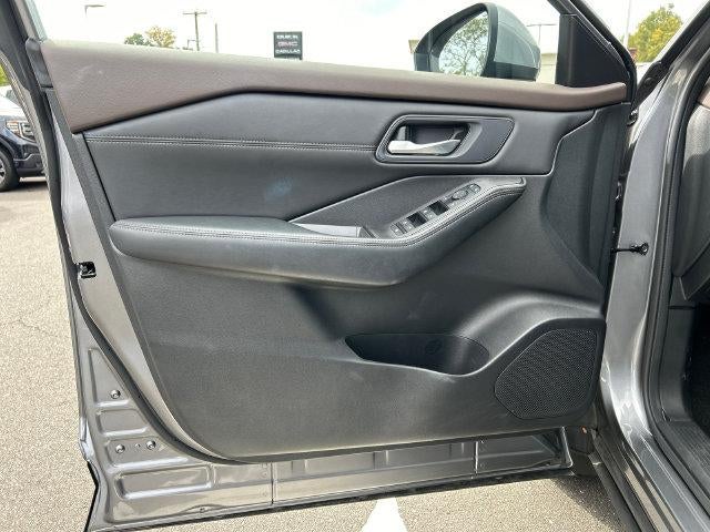 2023 Nissan Rogue AWD SV