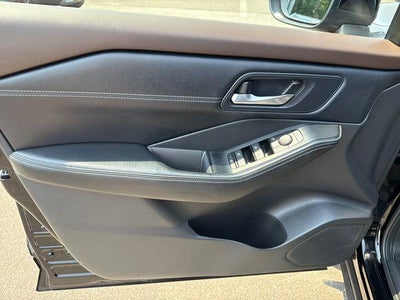 2023 Nissan Rogue AWD SV *Ltd Avail*