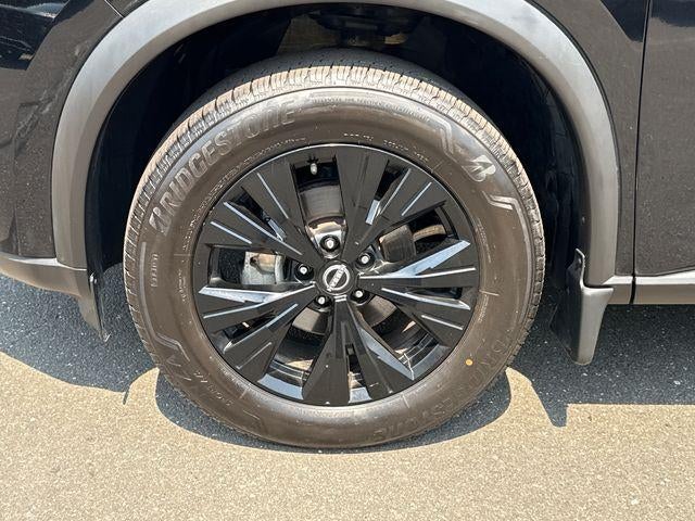 2023 Nissan Rogue AWD SV *Ltd Avail*
