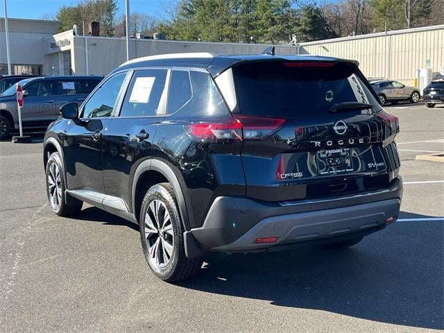 2022 Nissan Rogue AWD SV