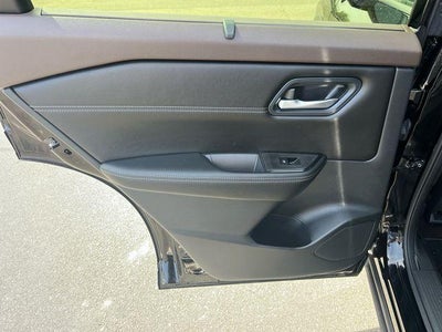 2023 Nissan Rogue AWD SV
