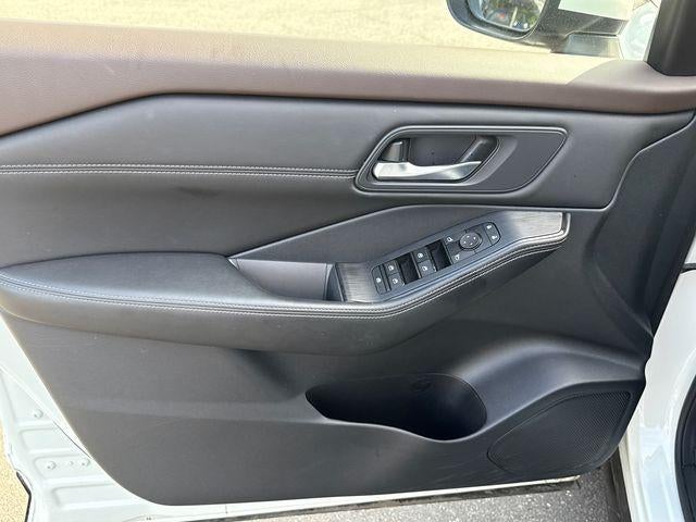 2023 Nissan Rogue AWD SV