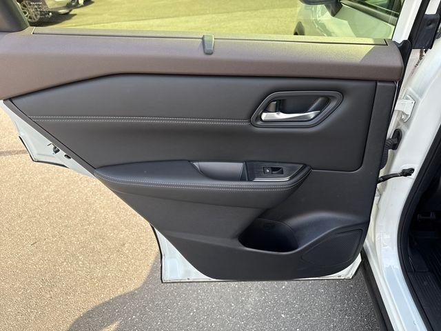 2023 Nissan Rogue AWD SV