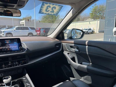 2023 Nissan Rogue AWD SV