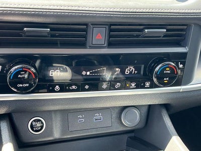 2023 Nissan Rogue AWD SV