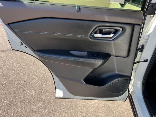 2023 Nissan Rogue AWD SV