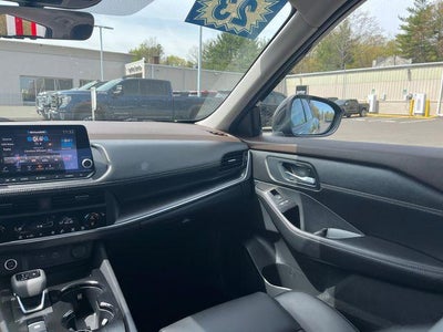 2023 Nissan Rogue AWD SV